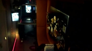 K歌包廂當炮房！KTV員工親眼目睹包廂啪啪啪！偷拍上船分享：女牛仔很會搖