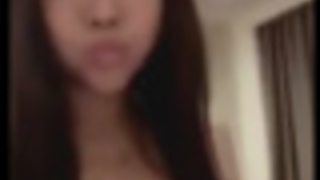 [不能只有我看到!!] 長髮賤貨正妹被幹的時候聲音超好聽 一定要把喇叭打開喔~