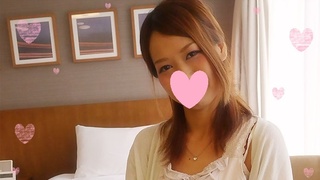 【初撮り×顔出し】S級美女解禁「またイッちゃう♥」都内有名カフェの看板娘が子宮擦られ完堕ち連続イキ！薄毛まんこから滴る濃厚ラブジュースの裏メニュー【モザ無】おまけ写真集 FC2-PPV 681663