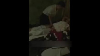 淫妻释放老婆的异性SPA按摩和一场畅汗淋漓的3P