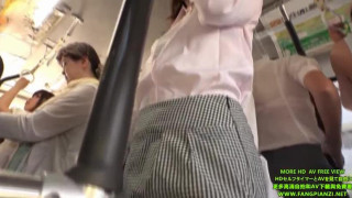 SW-293.通勤バスはギュウギュウの満員で目の前には黒パンストのOLだらけ！どうしようもなく興奮しちゃった僕は生チ○コ擦りつけたら握り返してきた_2