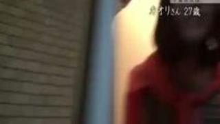 【S級素人】「また赤ちゃん出来ちゃうっ///」愛する旦那と子どもの近くで中出し不倫SEX繰り返す美人若妻