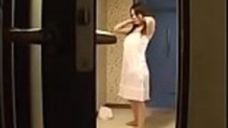 日本のお母さんは彼女の息子をファックします