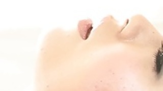 Busty Sara Seori驚くべき日本のポルノ・カム