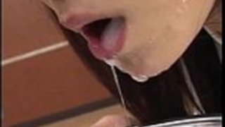 実際のアマチュア日本の十代はぶっかけを取得した後に兼ねる