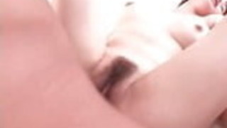 無修正日本のハードコア熟女ポルノストッキングクーガーセックス