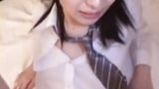 彼女は甘いものではない - 日本のティーン - 剃毛された