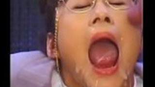 Nerd Secretaryブッカケ・アンド・グラス・スワロー