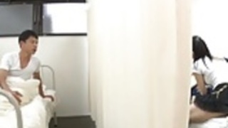 ああ男、彼女が隣に何をやっています！