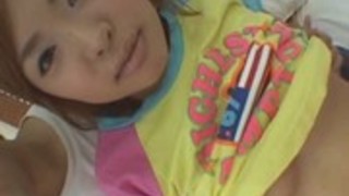 自宅で犯さ日本のティーン（無修正）