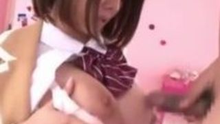 【松岡ちな】爆乳女子高生に制服を着せたままパイズリからのおっぱい揺らしセックス！
