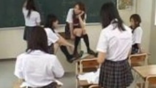 極端なスーパー角質日本の女の子