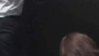 星野あかりアジアの人形は顔を取得します。