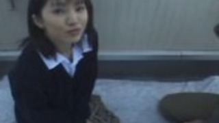 日本のどこかでバルコニーでセックス