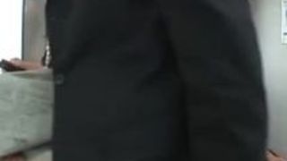 巨乳 痴漢 OL 電車 乳