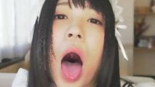 手使わず口だけフェラの口内射精。溜めに溜めた濃密ザーメンをゴックン！’南梨央奈’メイド