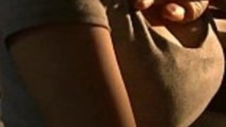 Pornallday.com - 夜遅くまでママのベッドに潜ったJap Boy