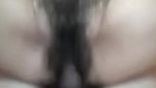 日本のハードコアポルノ - 毛深い日本の熟女