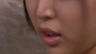 【葵つかさ】大阪府出身27歳のエロい美女従姉に誘惑されて手ヌキ足コキでイカされる12【No5982】