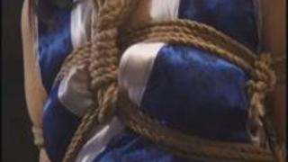 悪の組織に捕まった上に緊縛されてオマンコ突かれる美人ヒロイン