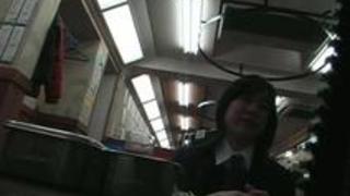 生撮り投稿 制服少女 in 大阪