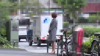 DVDMS-499 一般男女モニタリングAV 性のお悩み相談室出張特別編！旦那では満足できない絶倫巨乳妻が生まれて初めての逆ナンパ体験！童貞○校生をラブホテルに連れ込み2人っきりで1発10万円の抜かずの連続射精筆おろしに挑戦！ 4 旦那のフニャチンとは違う男子○校生の爆発寸前フル…